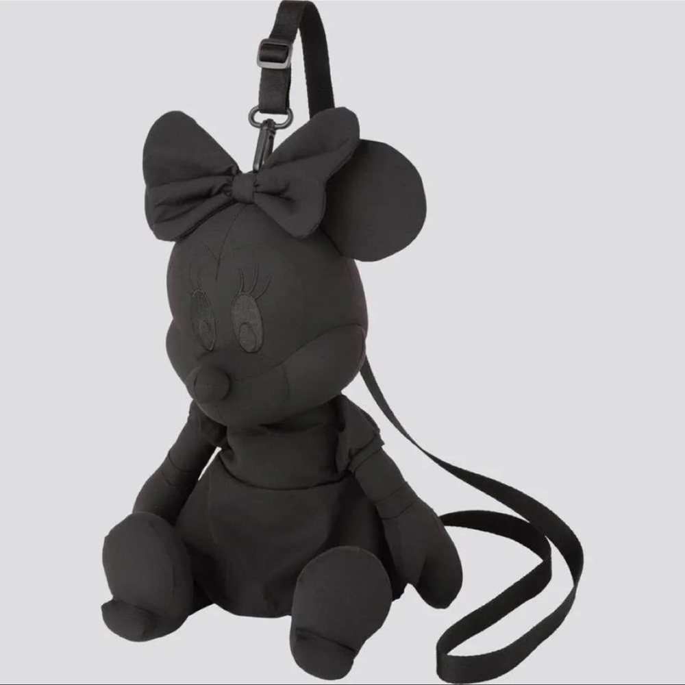 Uniqlo x Disney Minnie Mouse Collection by Ambush MINNIE BAG